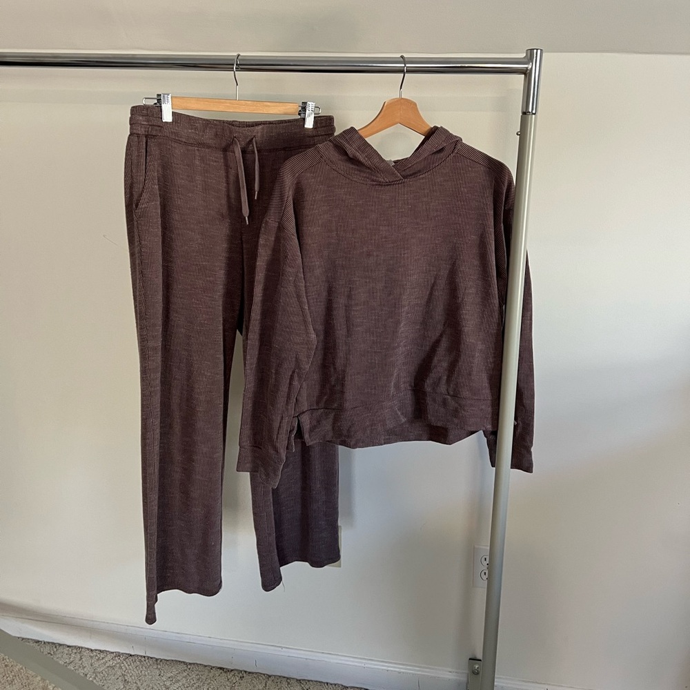 RBX purple ribbed size medium sweatshirt set